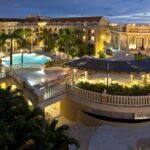 Los mayordomos: el alma de  un hotel