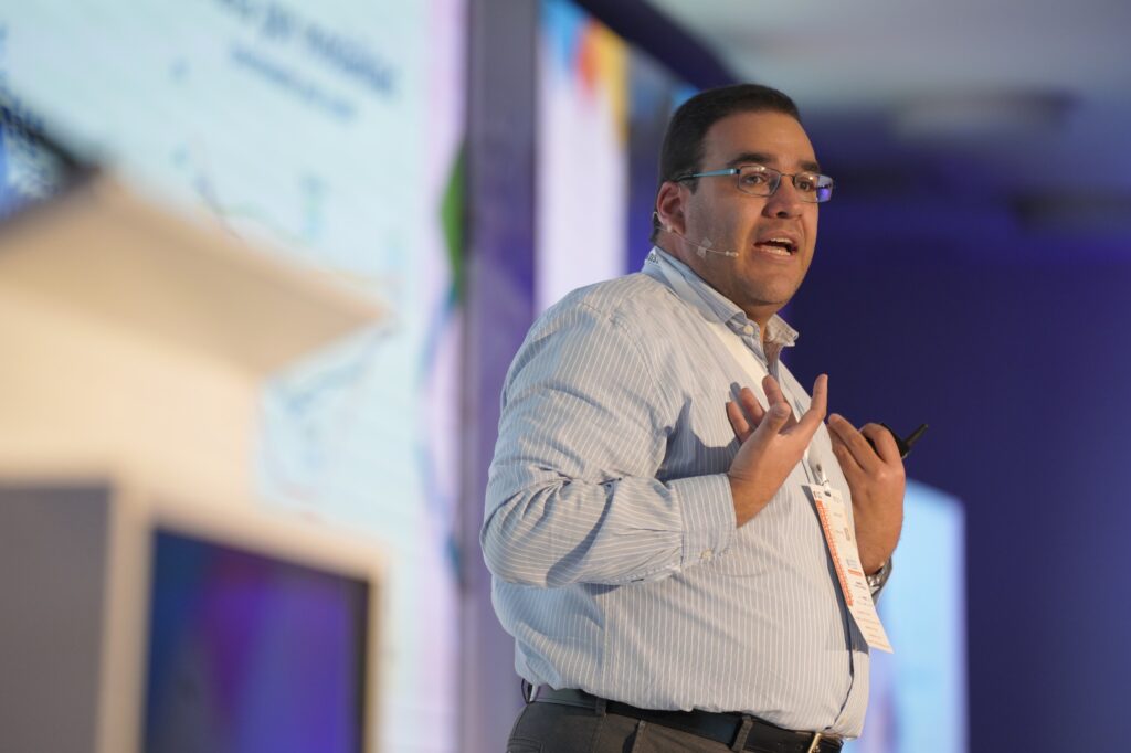 Transformaciones en el mercado de Capitales;  tema en  Simposio de la Asociación Bancaria de Colombia