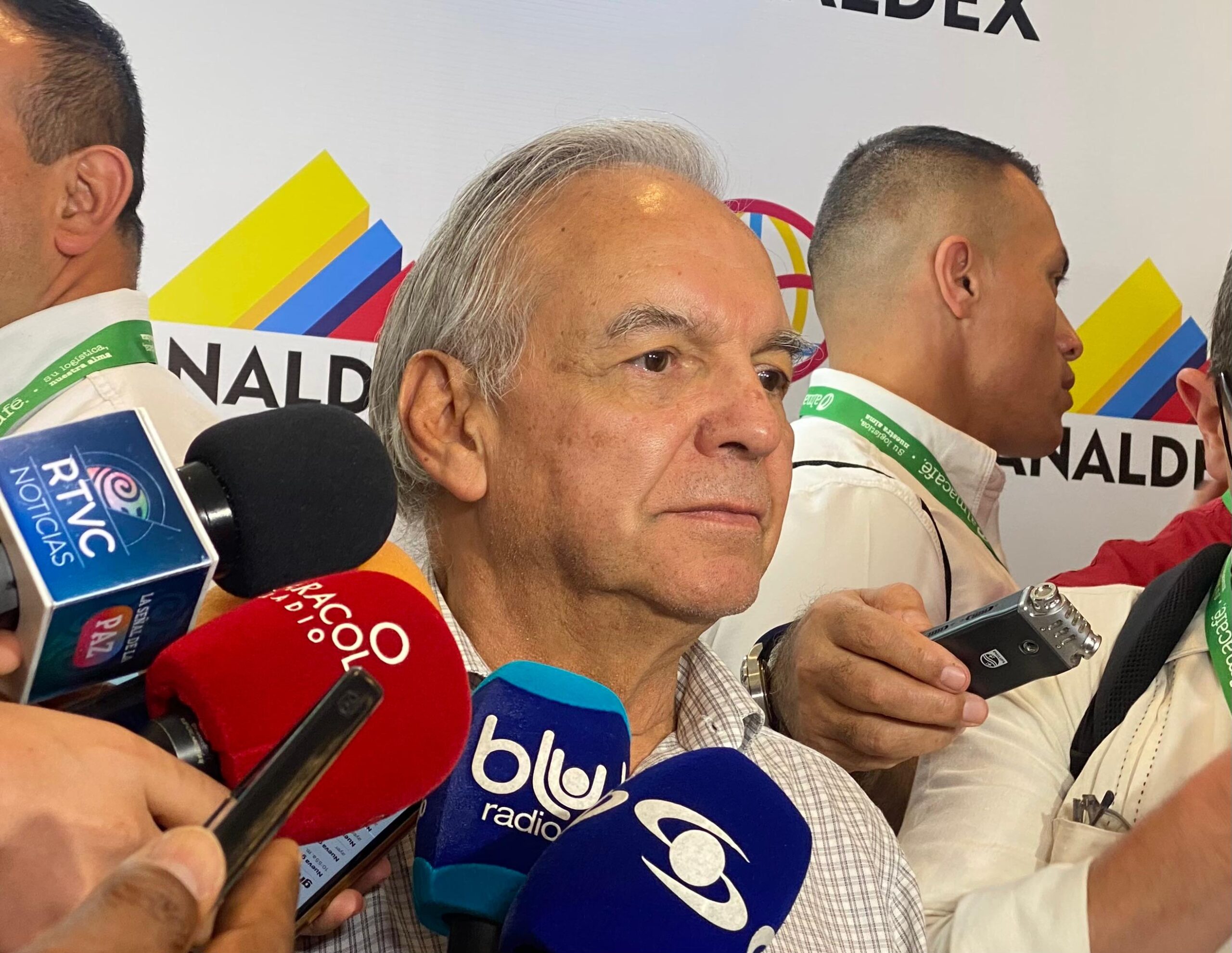 Ministro de Hacienda Ricardo Bonilla en la la Cumbre Cafetera