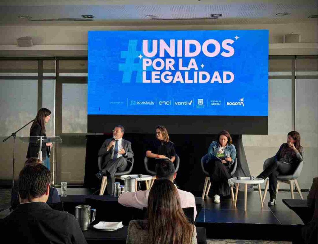 Alianza para intervenir asentamientos informales en Bogotá